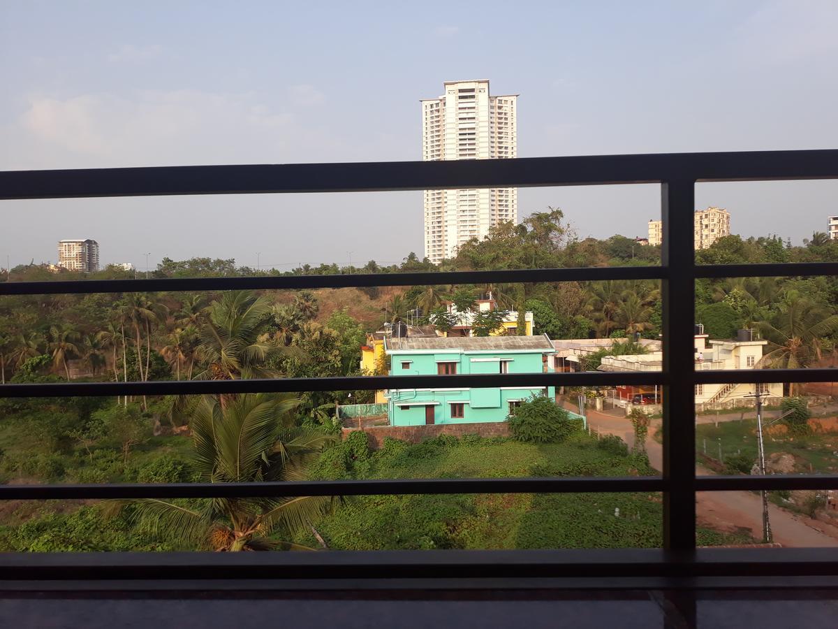 Aikya Apartment Mangalore Luaran gambar